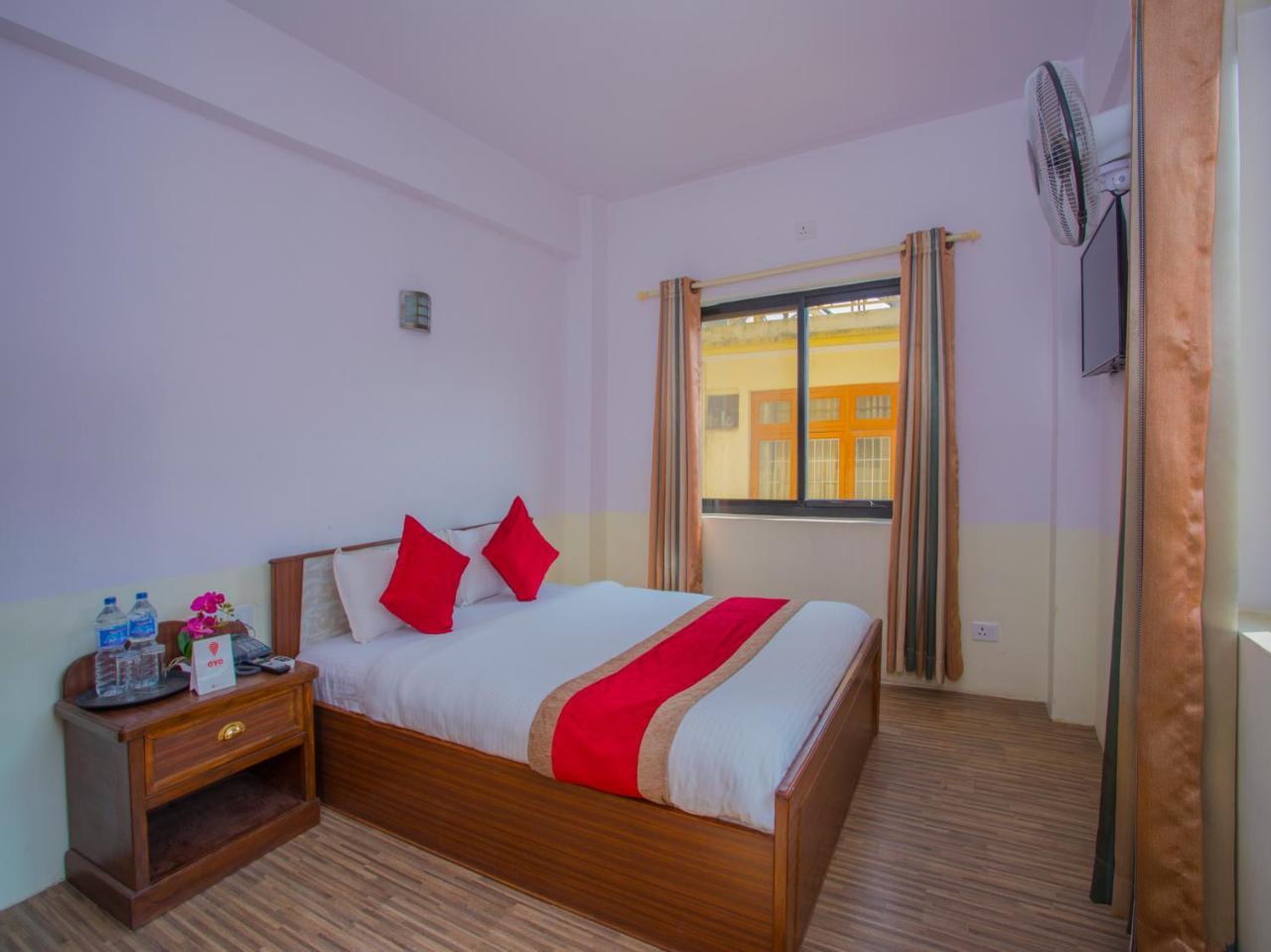 Oyo 255 White Zambala Hotel Katmandu Dış mekan fotoğraf