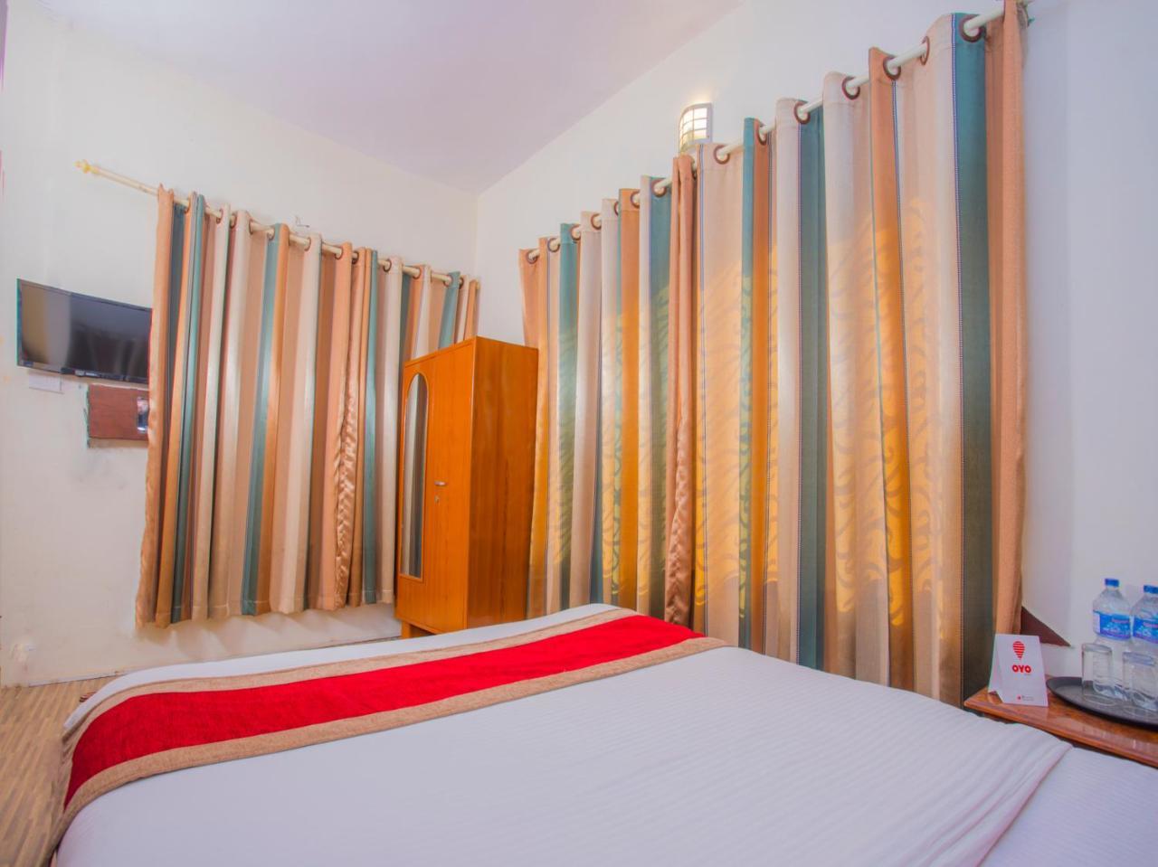 Oyo 255 White Zambala Hotel Katmandu Dış mekan fotoğraf