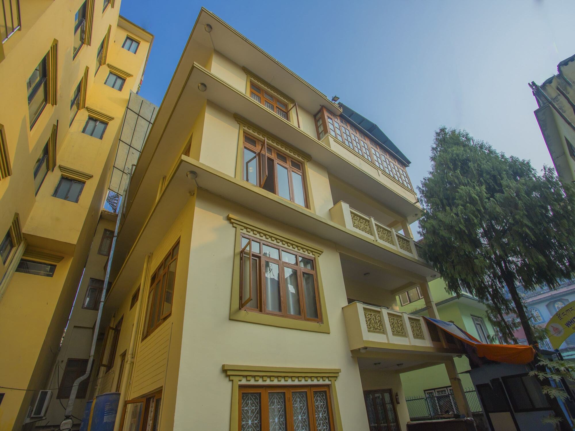 Oyo 255 White Zambala Hotel Katmandu Dış mekan fotoğraf
